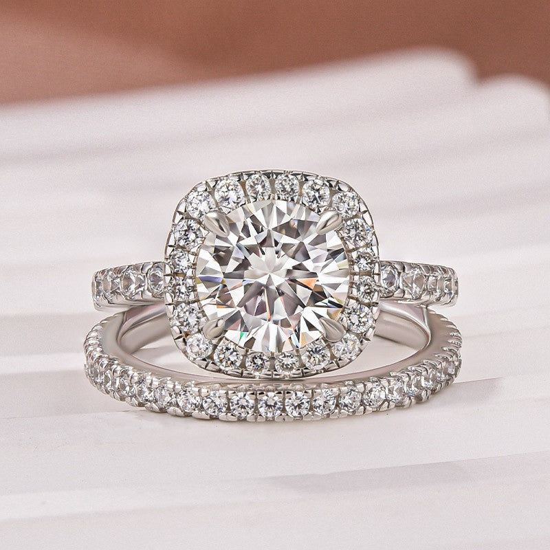 Aurevyn 2.0Ct Halo Round Cut White Gold Moissanite Diamond Wedding Ring