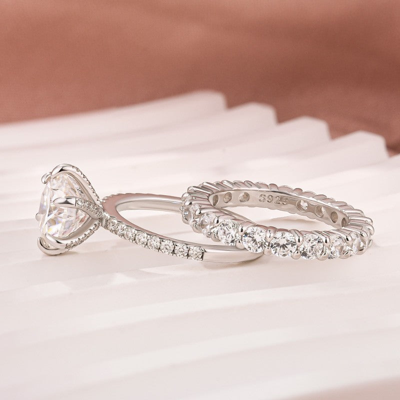 Aurevyn Moissanite 2.0Ct~4.0Ct Round Cut White Gold Wedding Ring Set