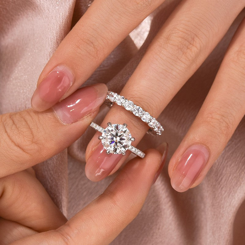 Aurevyn Moissanite 2.0Ct~4.0Ct Round Cut White Gold Wedding Ring Set