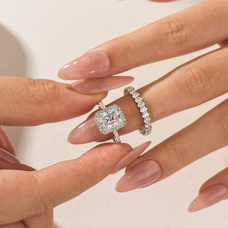 Aurevyn Moissanite 3.0Ct Halo Radiant Cut White Gold Wedding Ring with Oval Cut Wedding Band
