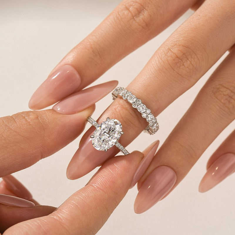 Aurevyn Moissanite 4.0Ct Oval Cut White Gold Wedding Ring with Round Cut Full Wedding Band