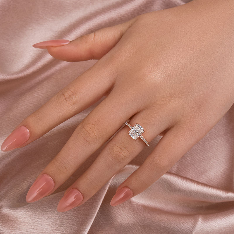 Aurevyn 2.0 Ct～3.5 Ct Radiant Cut Rose Gold Engagement Ring For Women