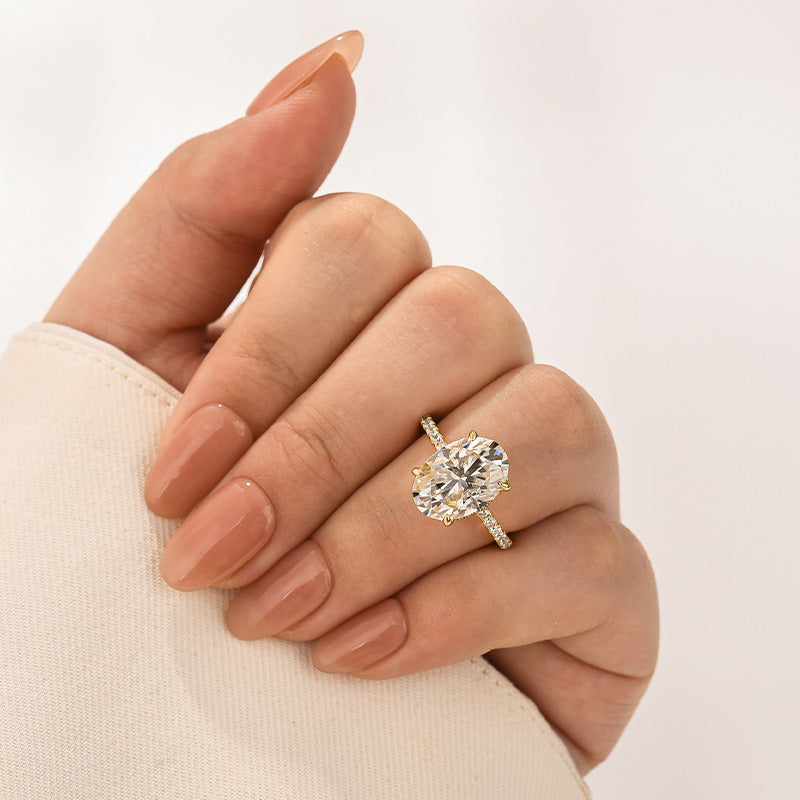 Aurevyn Moissanite 2.0 Ct ~5.5 Ct Oval Cut Pavé Yellow Gold Engagement Ring For Women