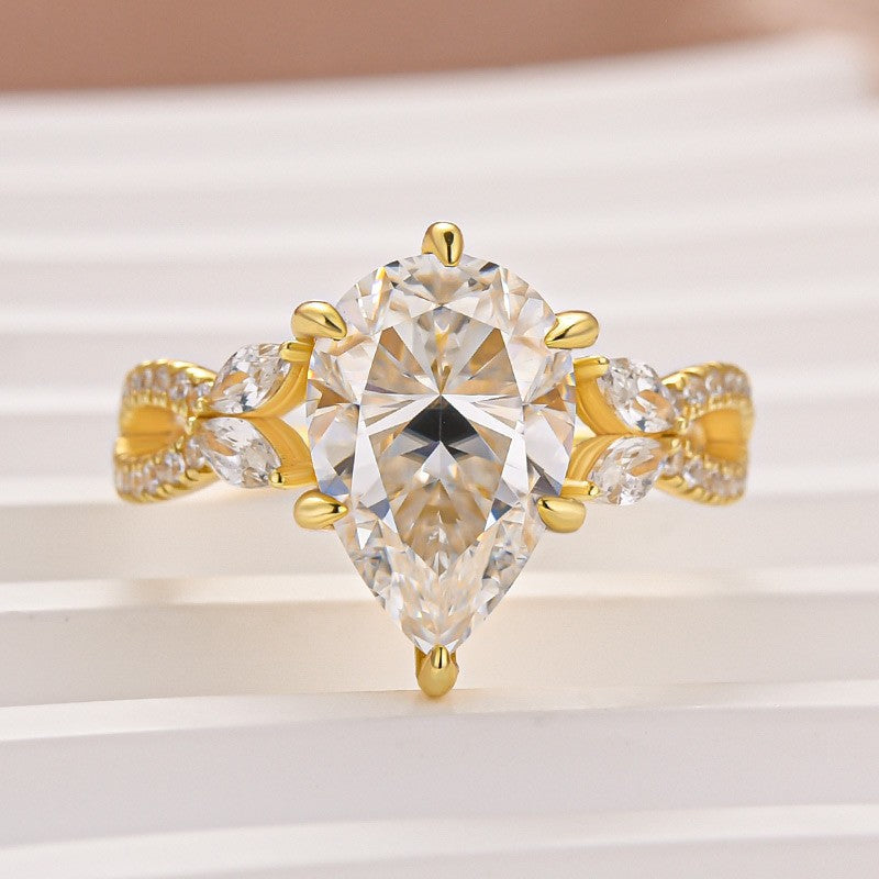Aurevyn Moissanite Vintage 4.0Ct Pear Cut Twist Engagement Ring Travel Ring In Sterling Silver