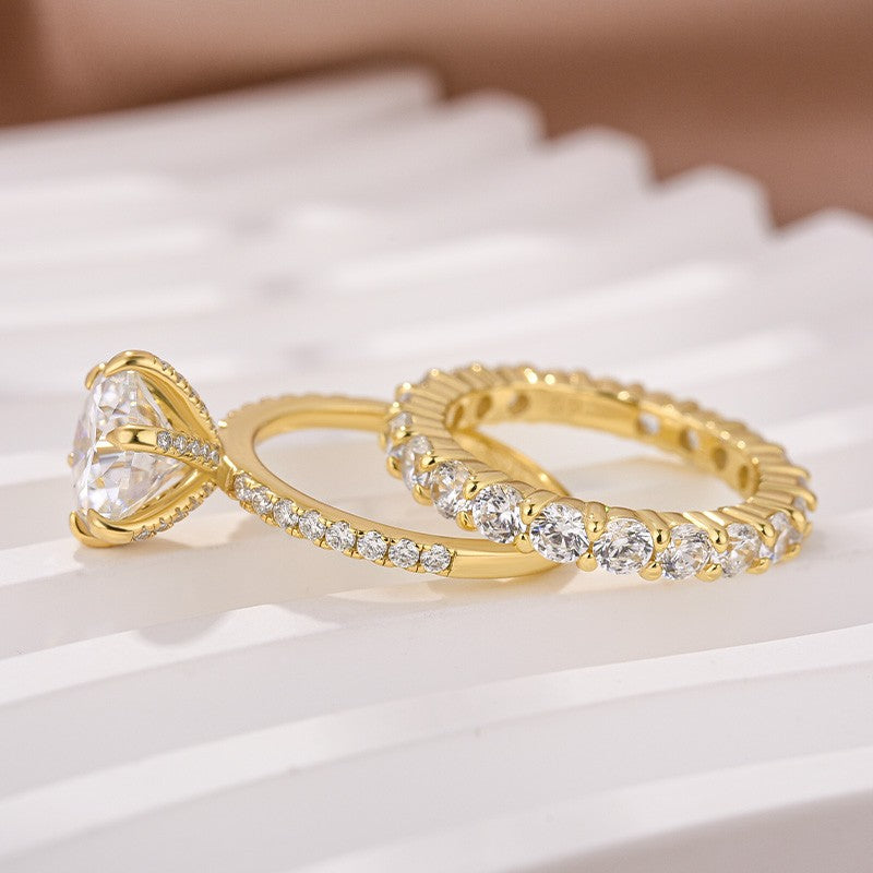 Aurevyn Moissanite 2.0Ct~3.0Ct Round Cut/4.0Ct Oval Cut Yellow Gold Wedding Ring Set