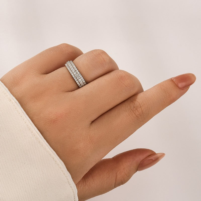Aurevyn Moissanite 2.5Ct Round Cut White Gold Pavé White Gold Wedding Band In Sterling Silver