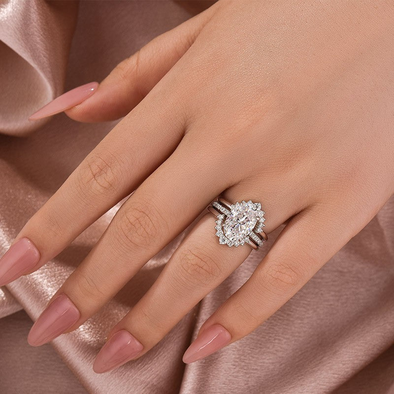 Aurevyn Moissanite 4.0Ct Oval Cut White Gold Wedding Ring Set