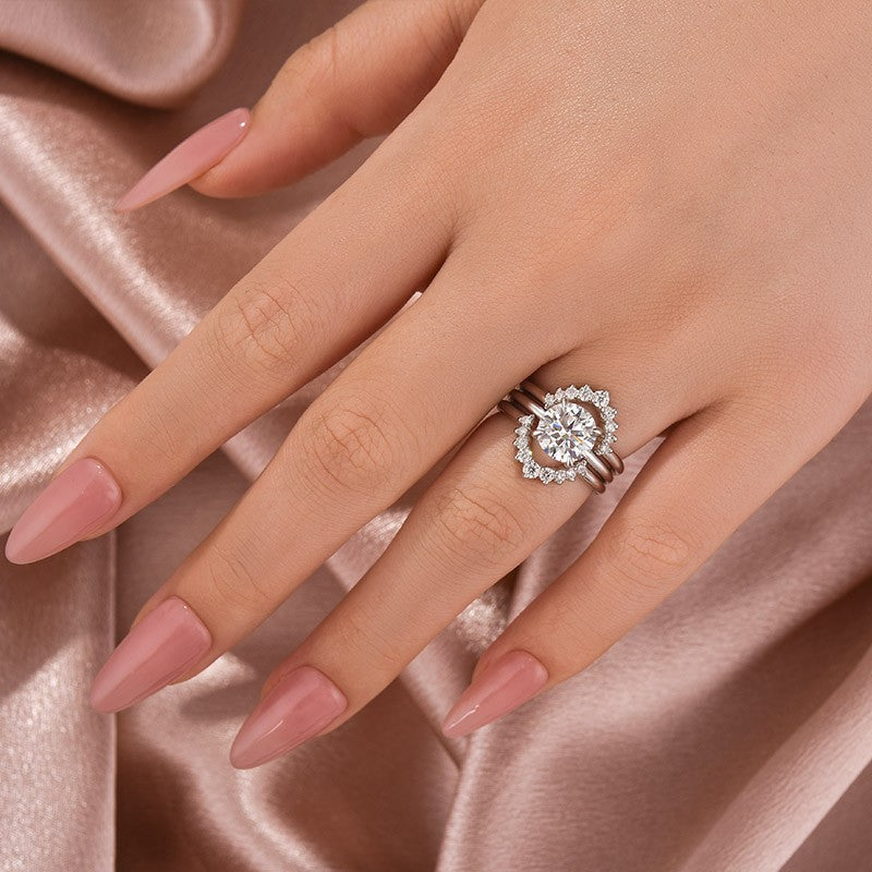Aurevyn Moissanite 2.0Ct Solitaire Round Cut White Gold Wedding Ring Set