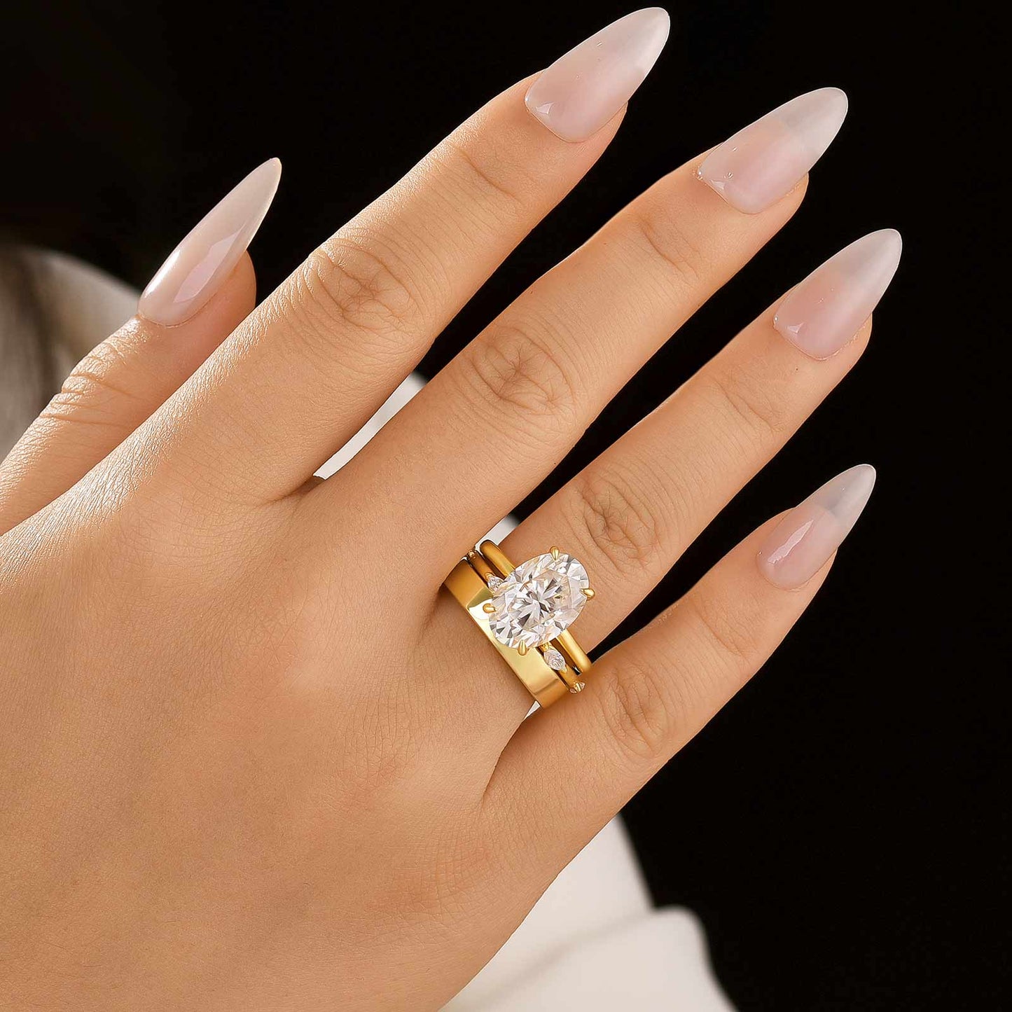 Aurevyn Moissanite 3PC 5.5 Ct Oval Cut Yellow Gold Wedding Ring Set For Women