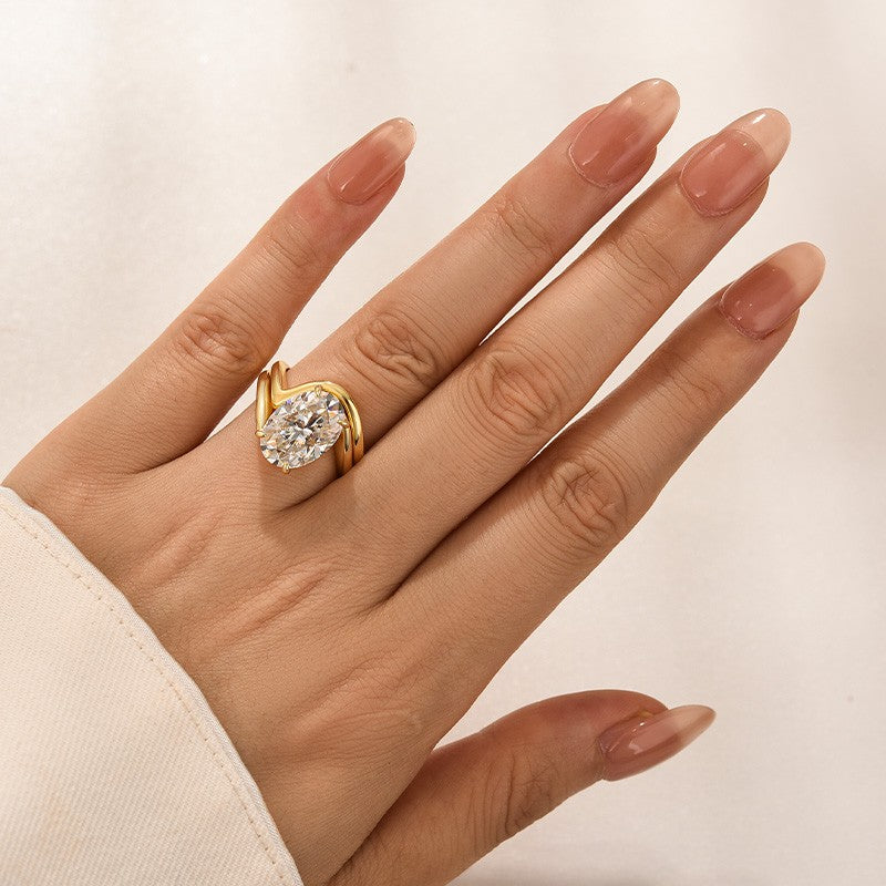 Aurevyn 2PC Moissanite Wedding Sets 5.5Ct Oval Cut Yellow Gold Bypass Engagement Ring with Curved Wedding Band
