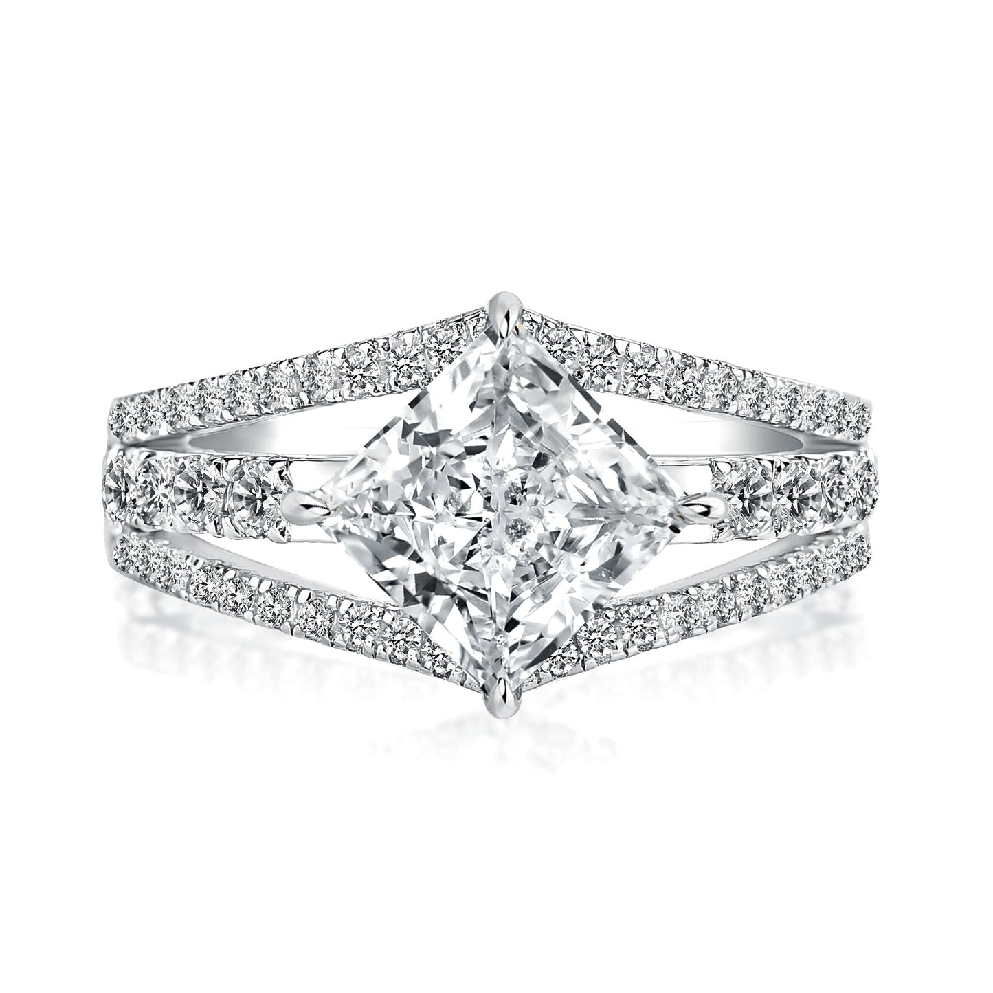 Aurevyn 2.0 Ct Princess Cut Travel Ring