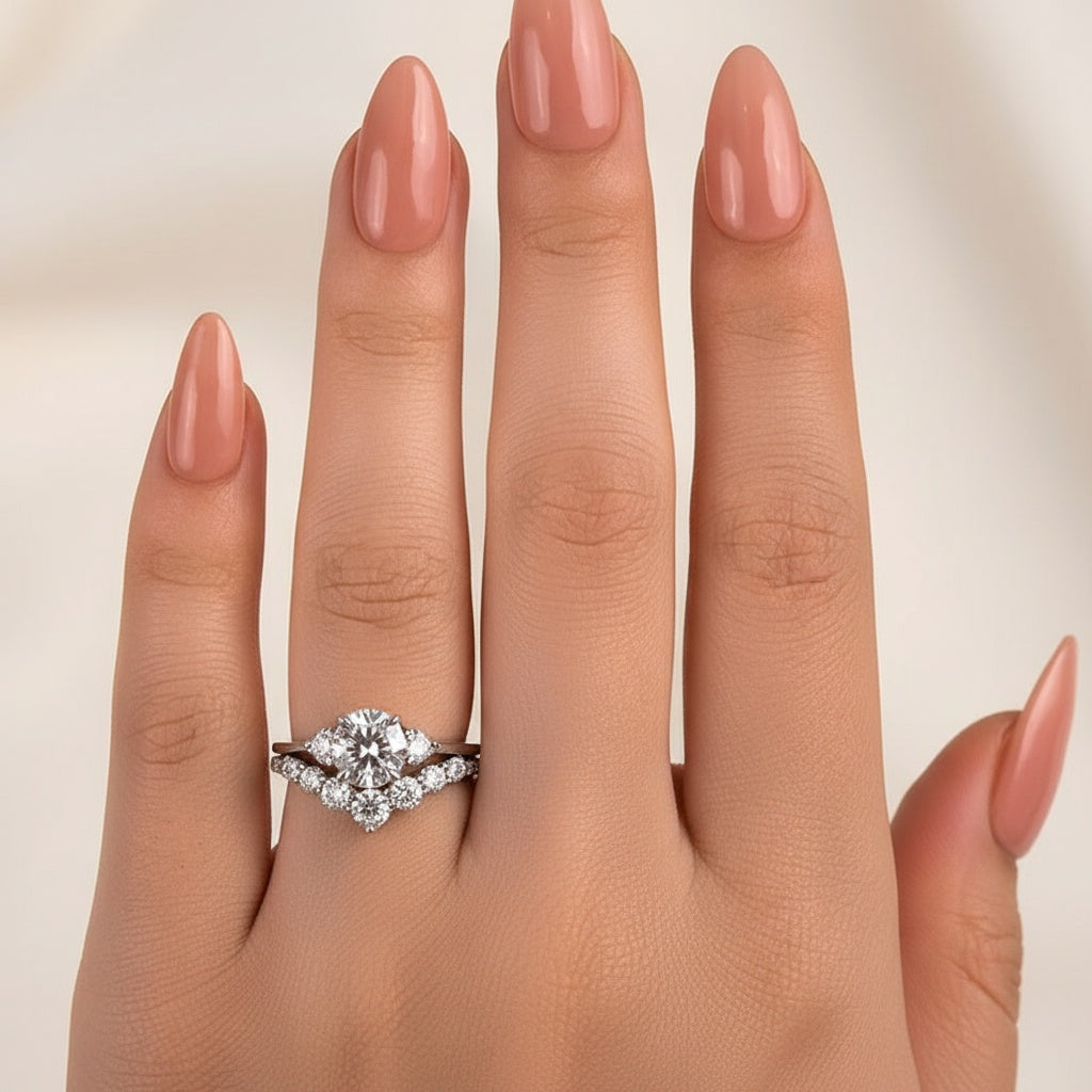 Aurevyn 1.2 Ct Round Cut/ 4.0Ct Heart Cut White Gold Wedding Ring Set