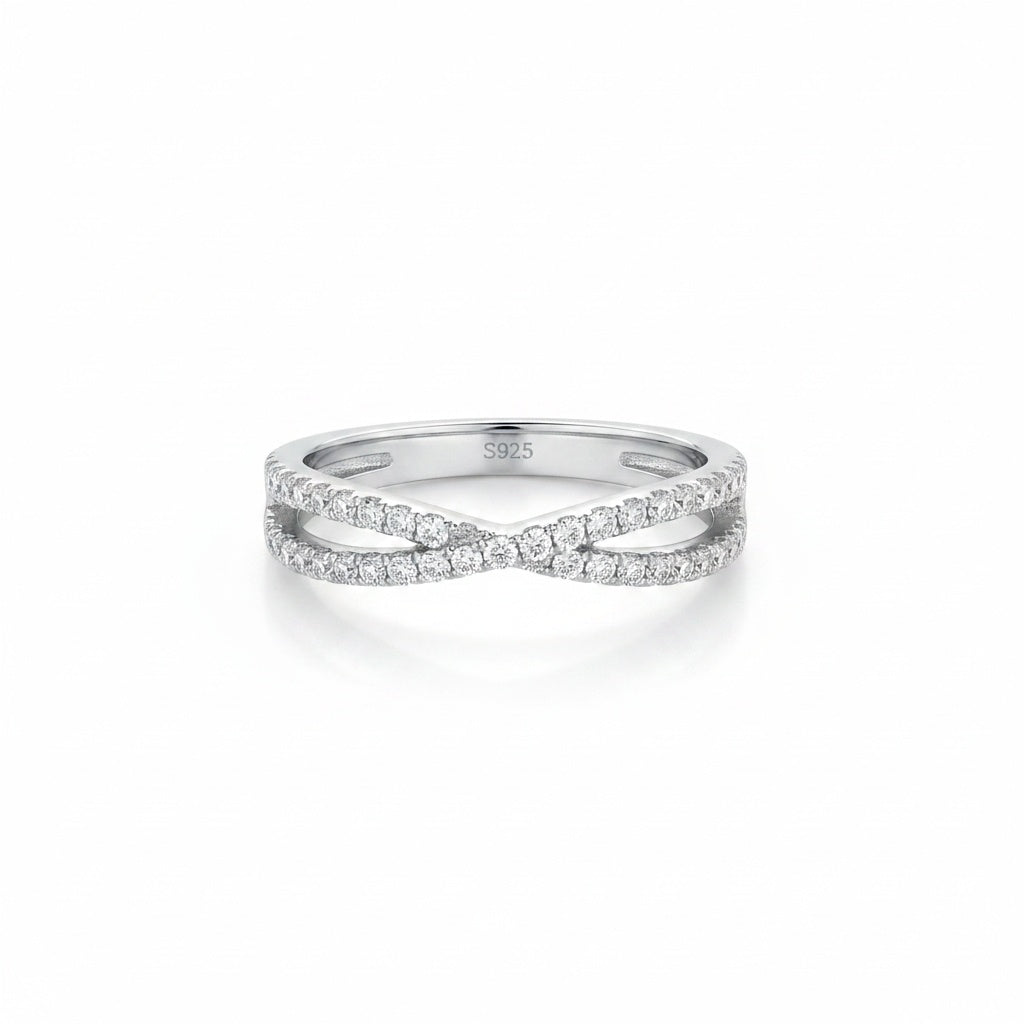 Aurevyn 2.0 Ct  X Criss Cross White Gold Wedding Band