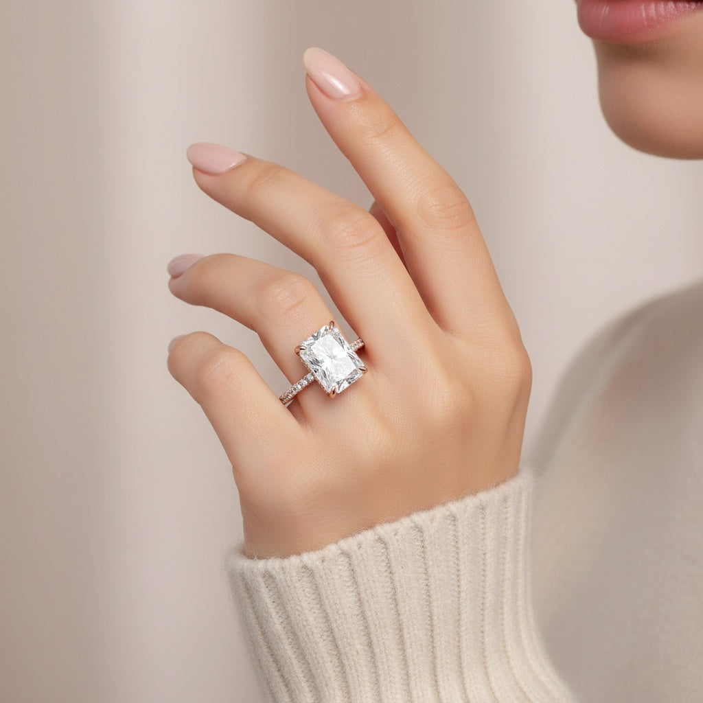 Aurevyn 2.0 Ct～3.5 Ct Radiant Cut Rose Gold Engagement Ring For Women
