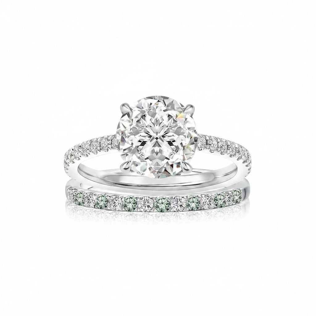 Aurevyn 2.0Ct Round Cut Engagement Ring With Green & White Round Cut Wedding Band