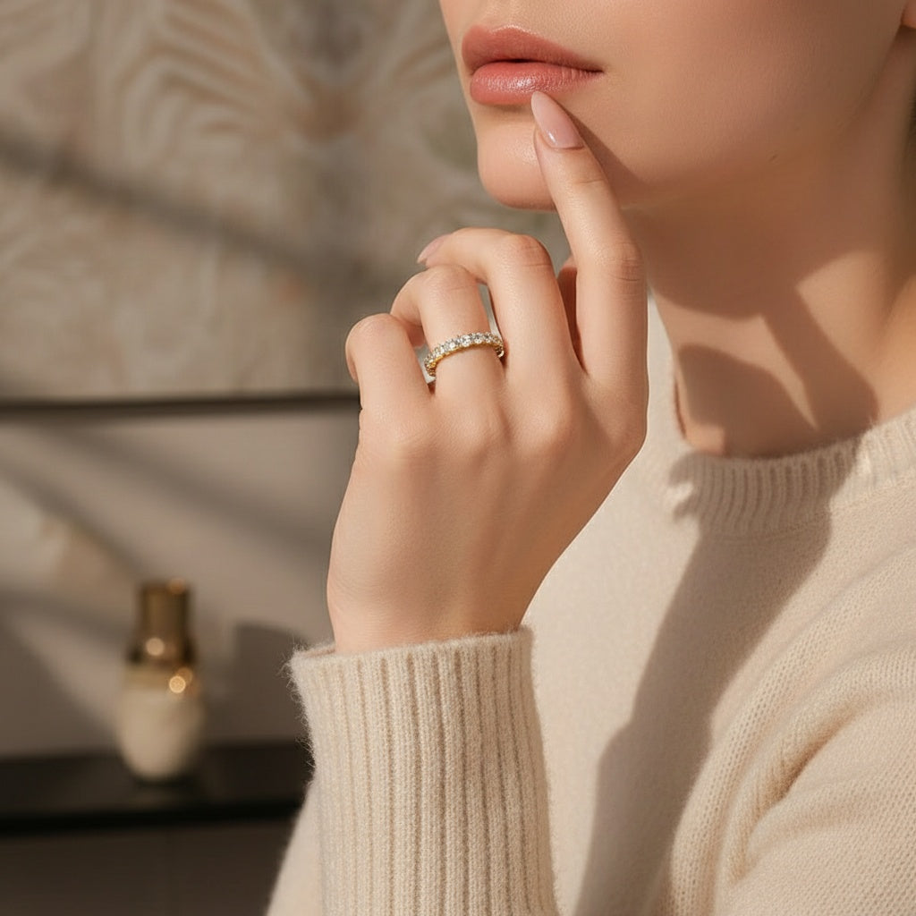 Aurevyn 2.5 Ct Yellow Gold Round Cut Women's Wedding Band