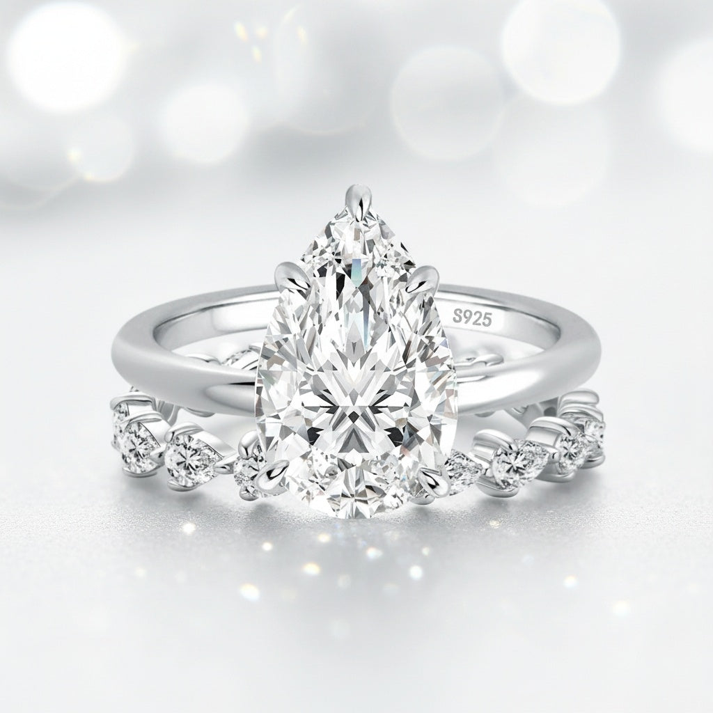 Aurevyn 2PC Moissanite 4.0Ct Pear Cut Engagement Ring With Pear Cut Wedding Band Wedding Ring Set