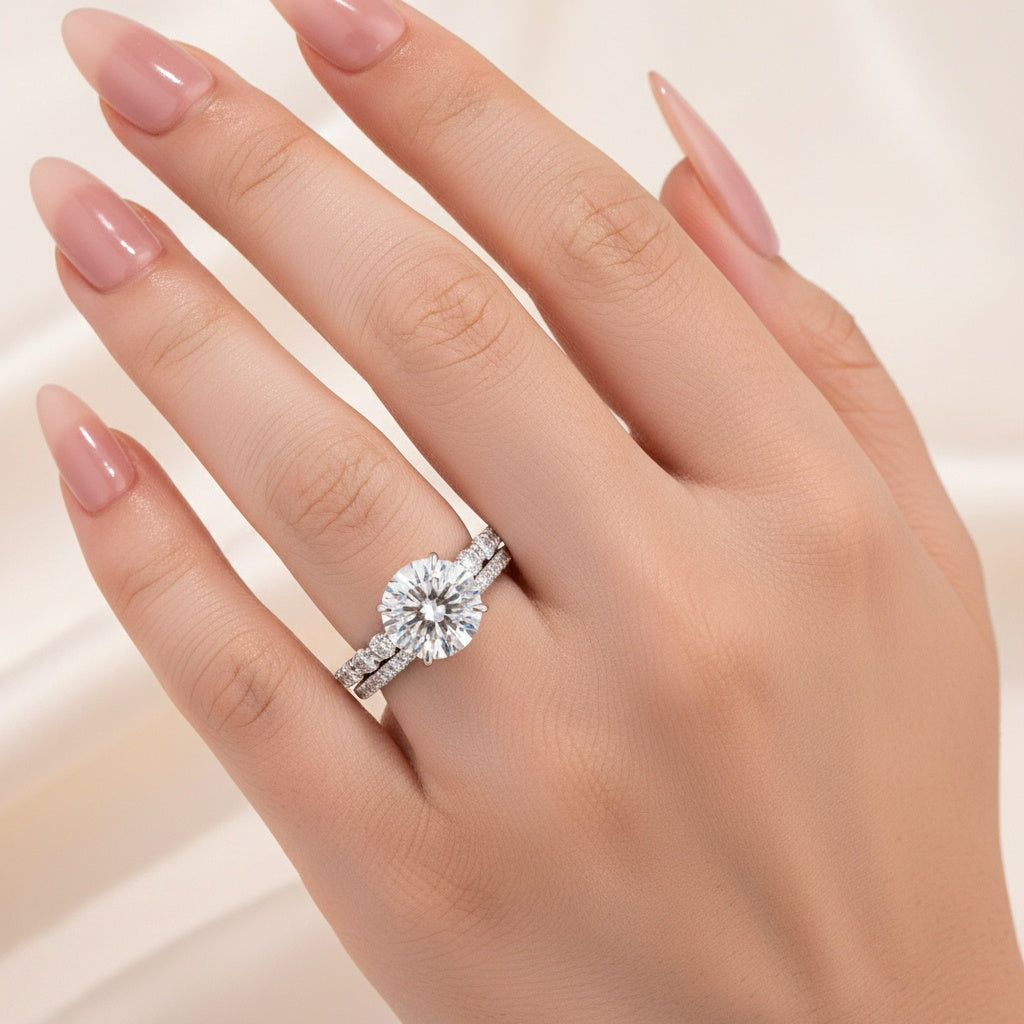 Aurevyn 4.0 Ct Round Cut White Gold Moissanite Diamond Wedding Ring