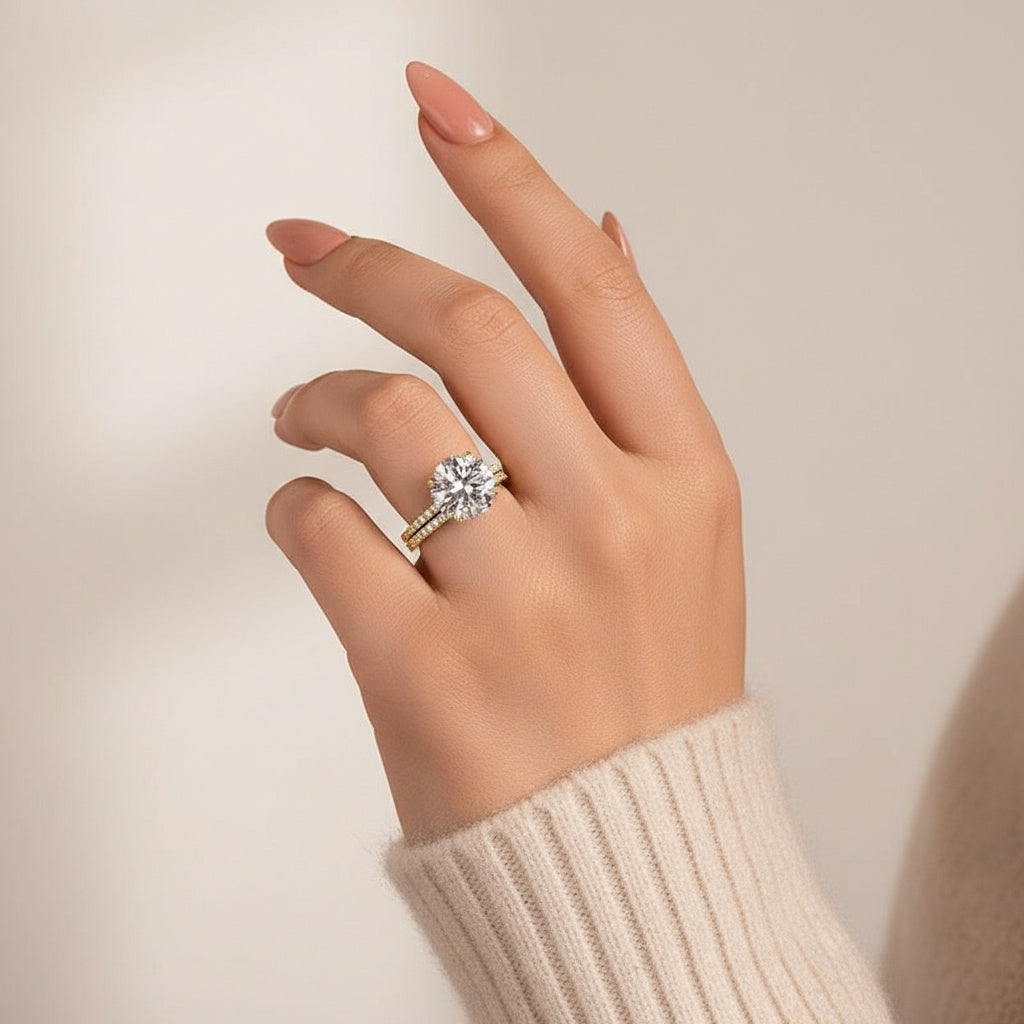 Aurevyn 4.0 Ct Round Cut Yellow Gold Wedding Ring Set