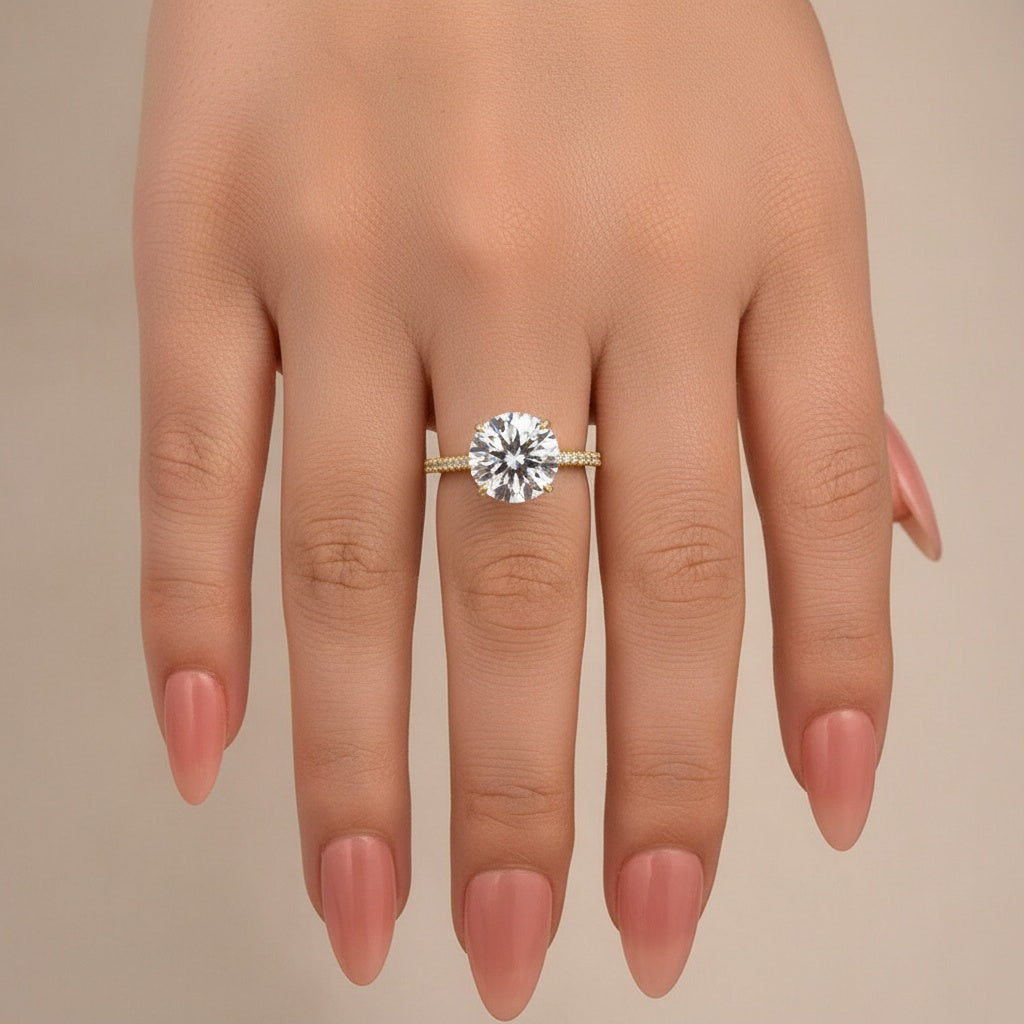 Aurevyn 4.0 Ct Round Yellow Gold Engagement Ring