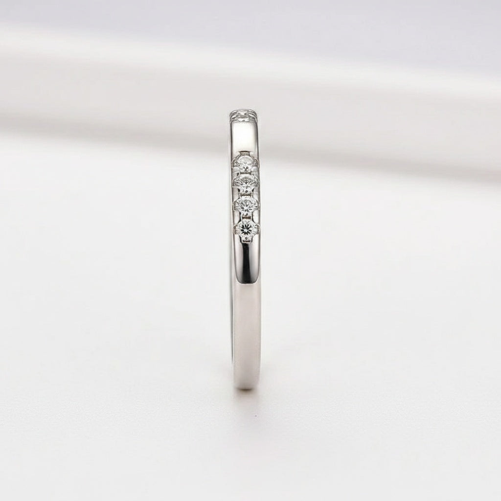 Aurevyn Classic Round Cut Wedding Ring In 925 Sterling Silver