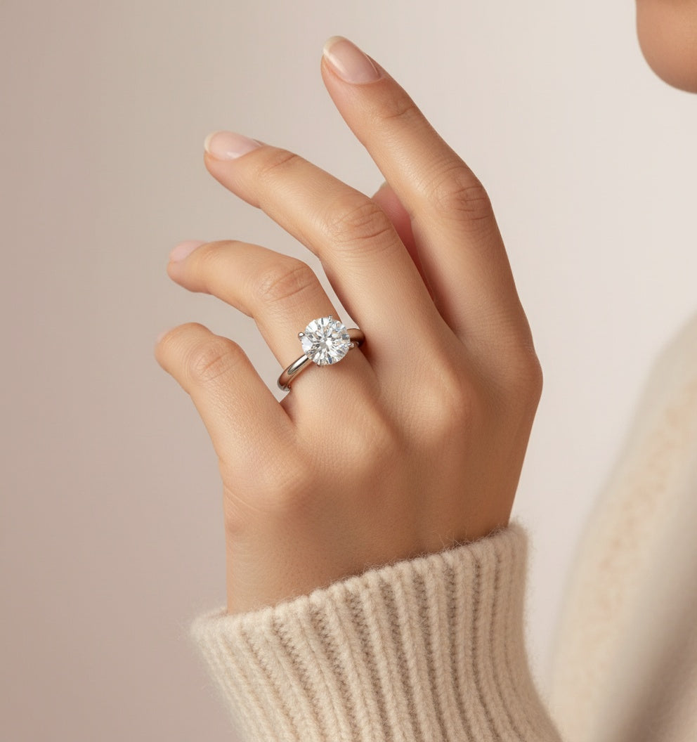 Aurevyn Étoile Solitaire Ring