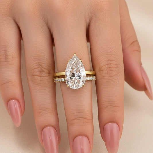 Aurevyn Moissanite Solitaire 4.0Ct Pear Cut Yellow Gold Women's Wedding Ring Set