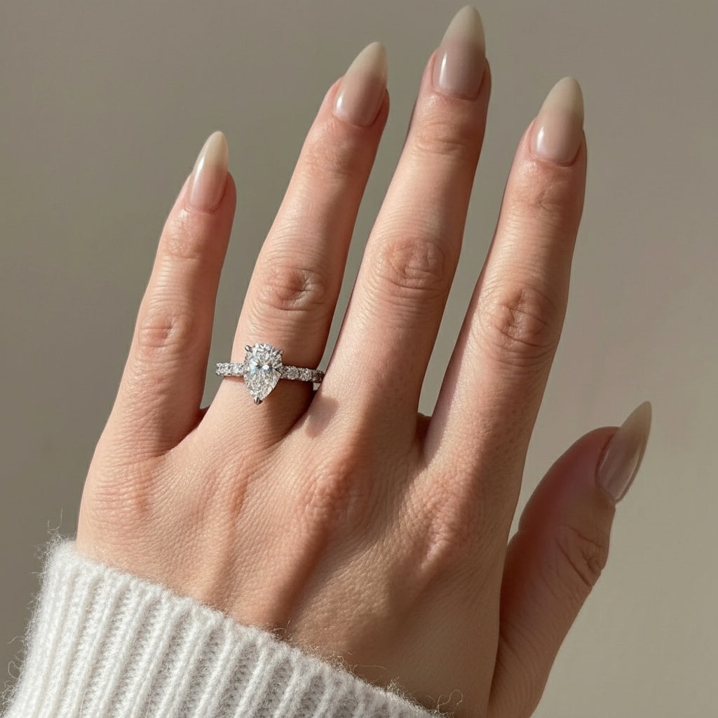 Aurevyn S925 Moissanite 2.0Ct Pear Cut White Gold Engagement Ring