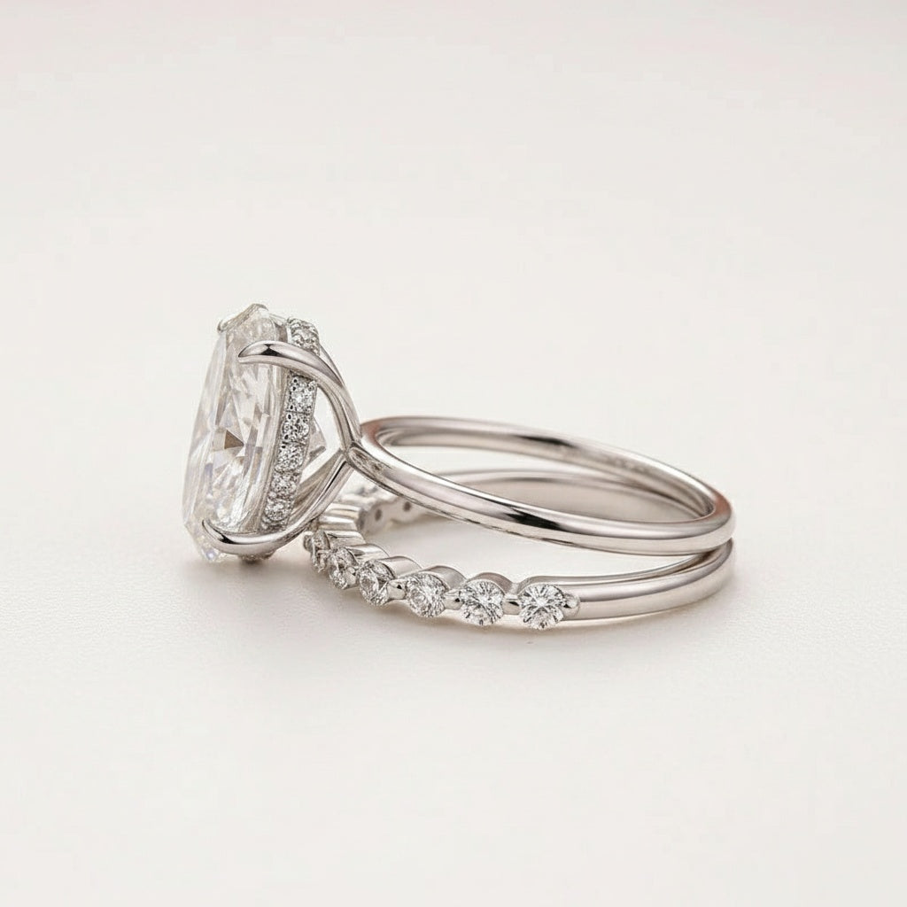Aurevyn Solitaire 5.5Ct Oval Cut White Gold Moissanite Wedding Ring Set With Round Cut Wedding Band